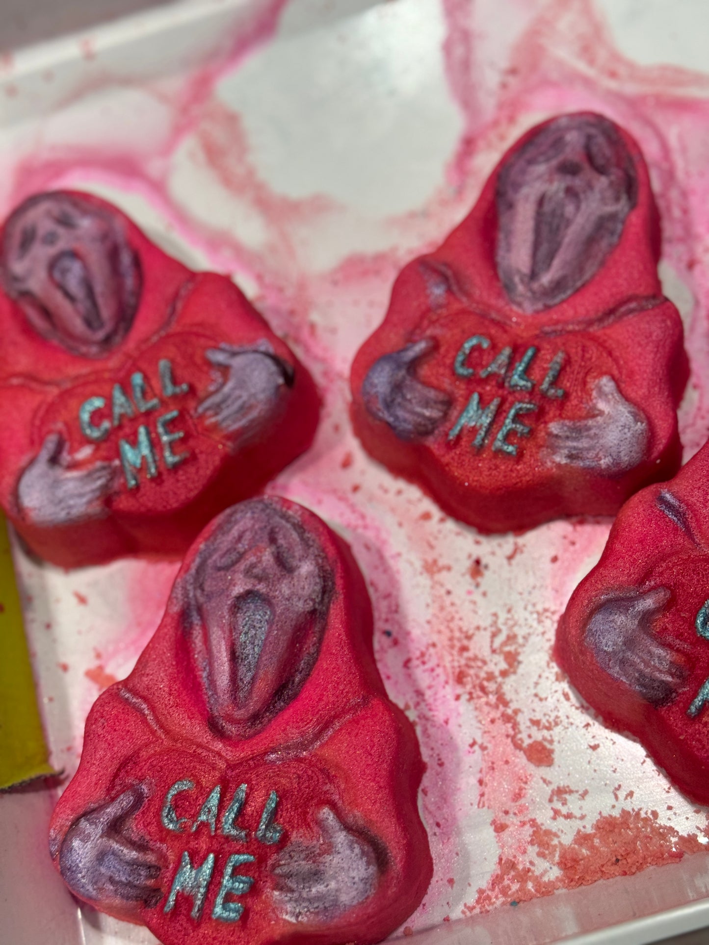"Chillin’, Killin’ " - Grapefruit Apple & Geranium & Oak Bath Bomb