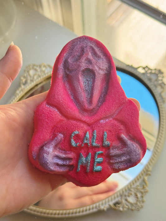 "Chillin’, Killin’ " - Grapefruit Apple & Geranium & Oak Bath Bomb