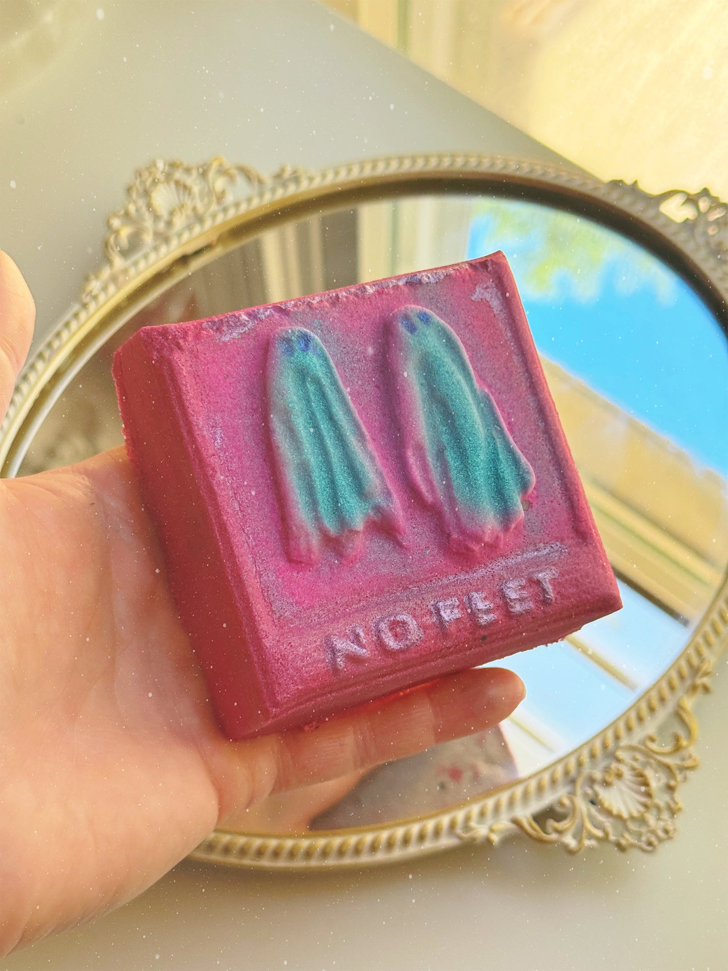 "Strange & Unusual" - Blue Raspberry Slushie bath Bomb
