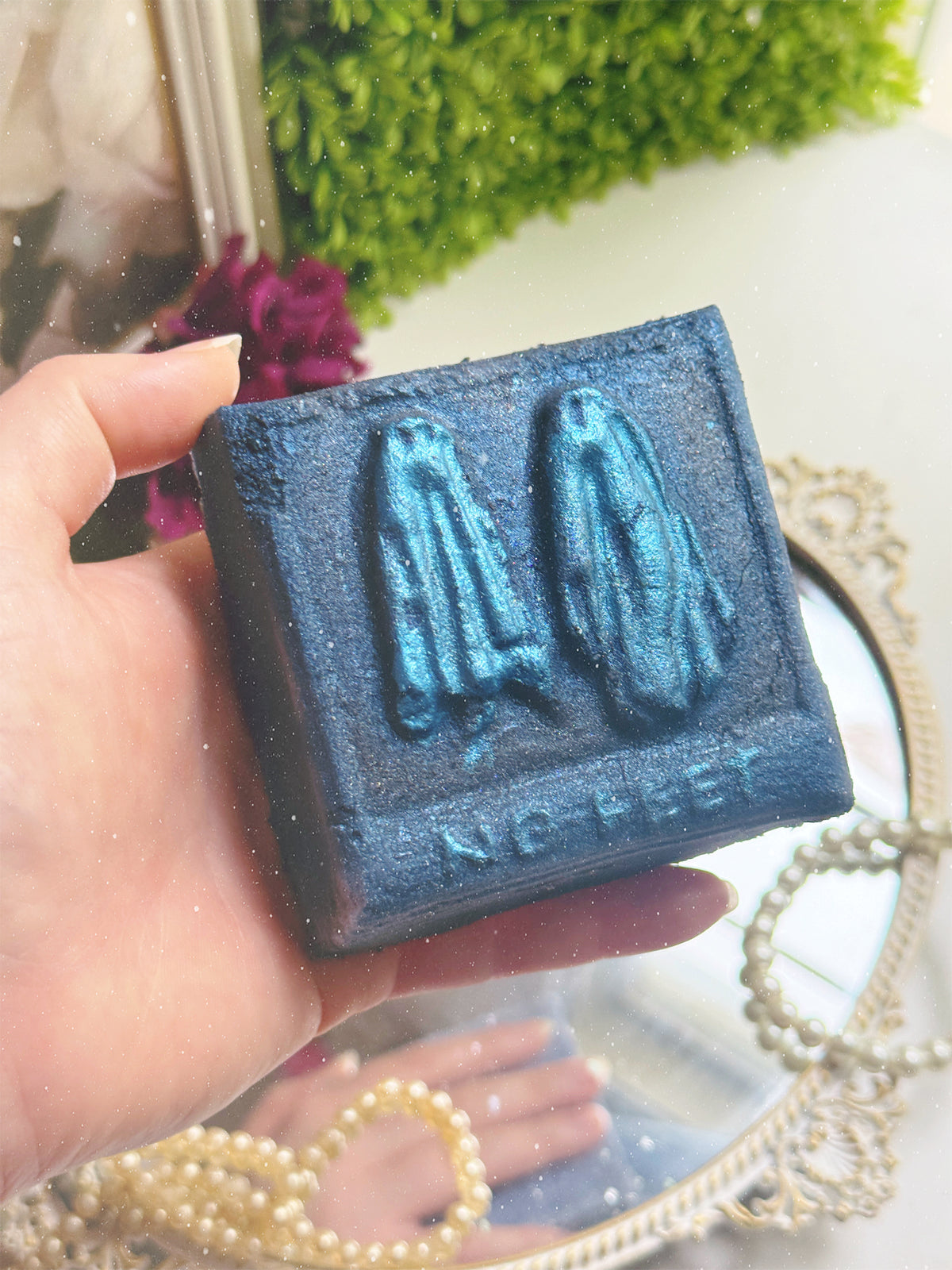 “Strange & Unusual" Lavender Driftwood Bath Bomb