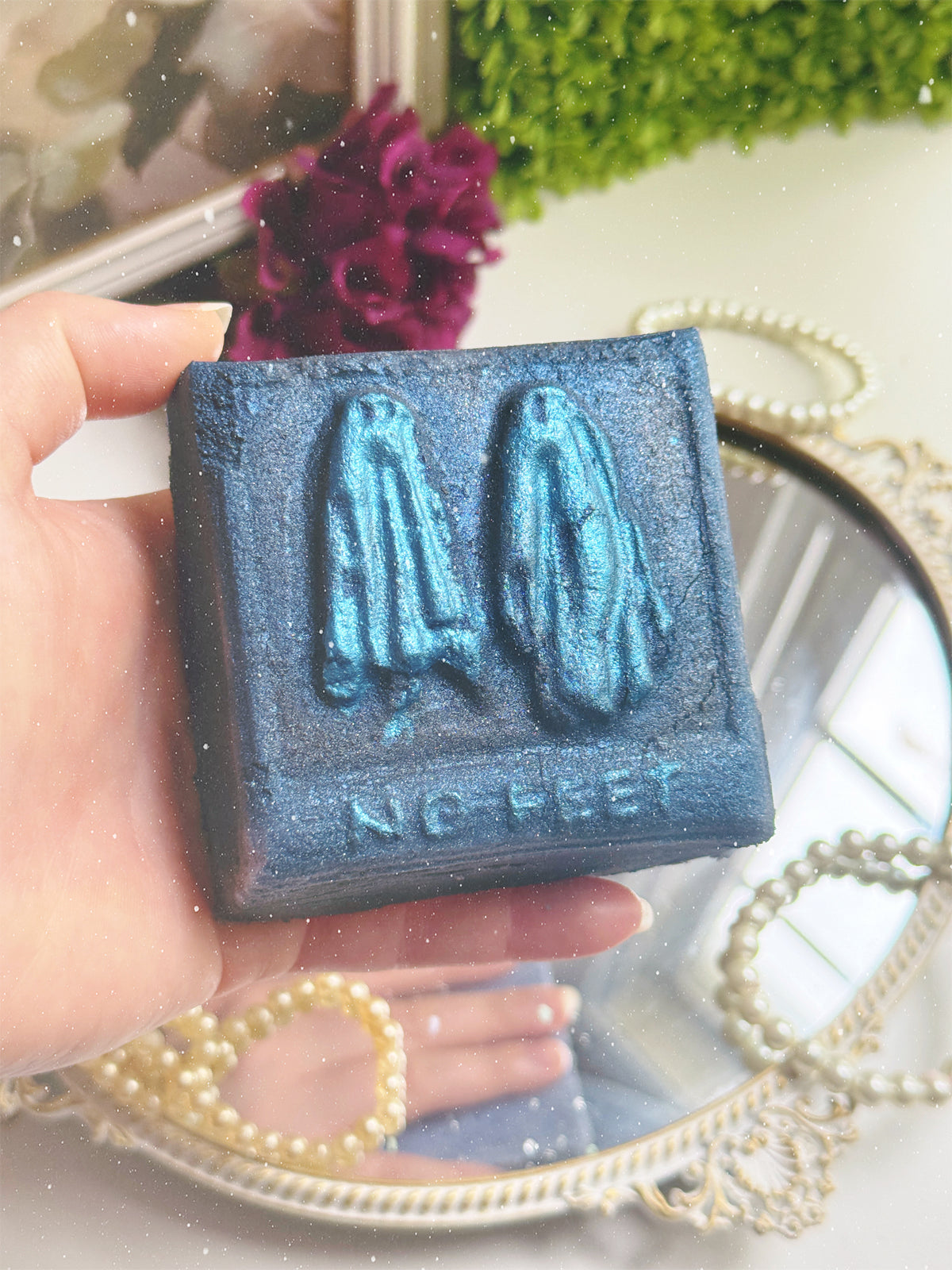 “Strange & Unusual" Lavender Driftwood Bath Bomb