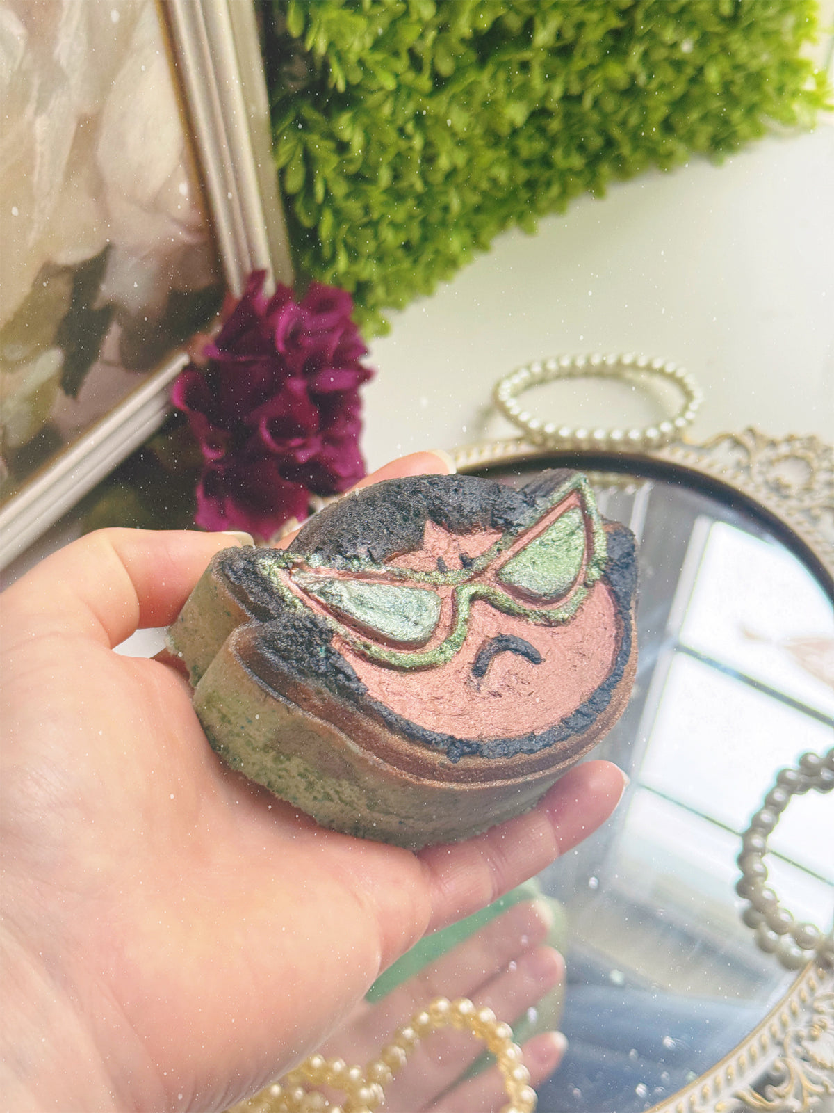“Spice" Ginger & Cardamom Bath Bomb
