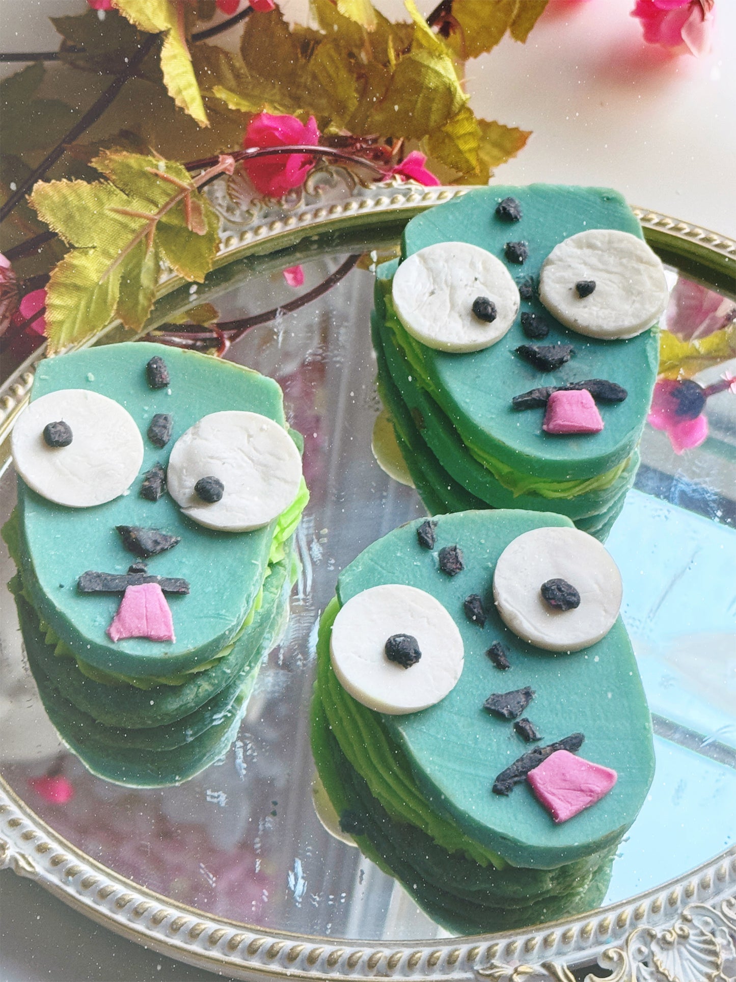 "DOOM! DOOM! DOOM!" -  Snowberry & Cashmere